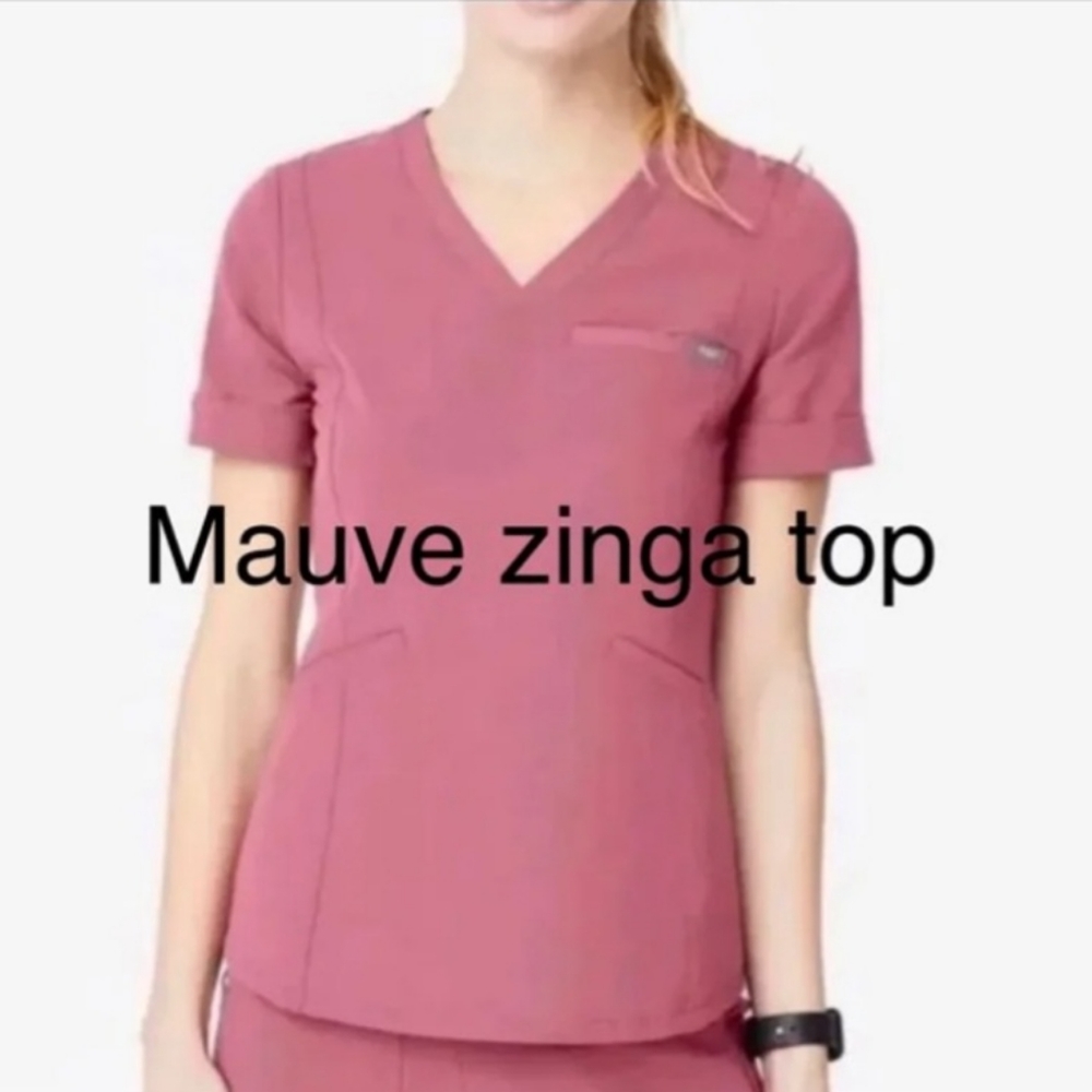 NWT FIGS scrub top XS Mauve